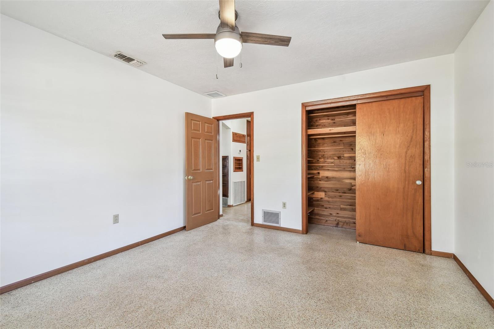 5620 MONTANA AVE, NEW PORT RICHEY, FL, 34652
