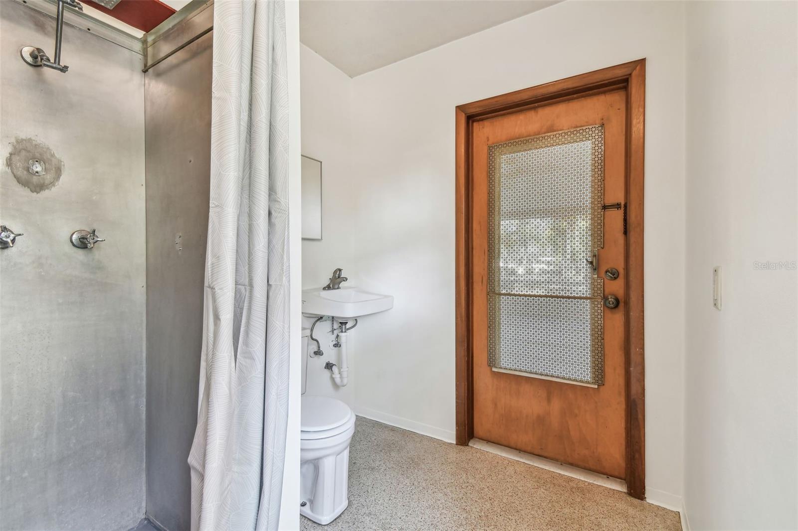 5620 MONTANA AVE, NEW PORT RICHEY, FL, 34652