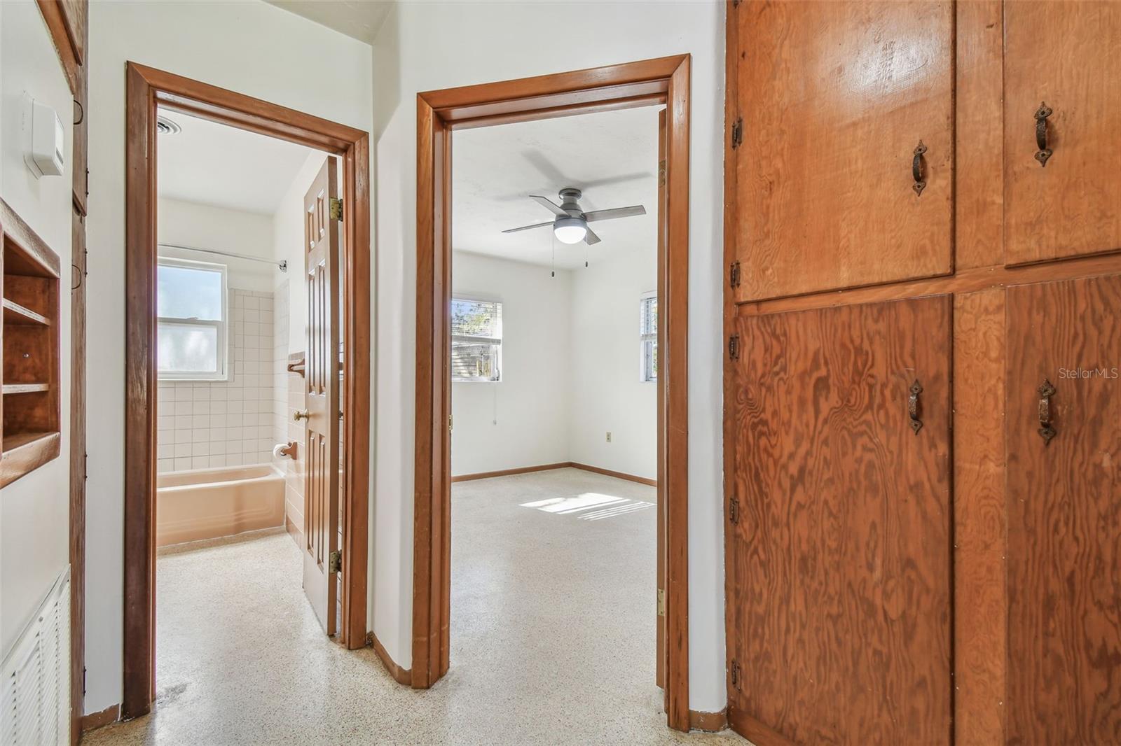 5620 MONTANA AVE, NEW PORT RICHEY, FL, 34652