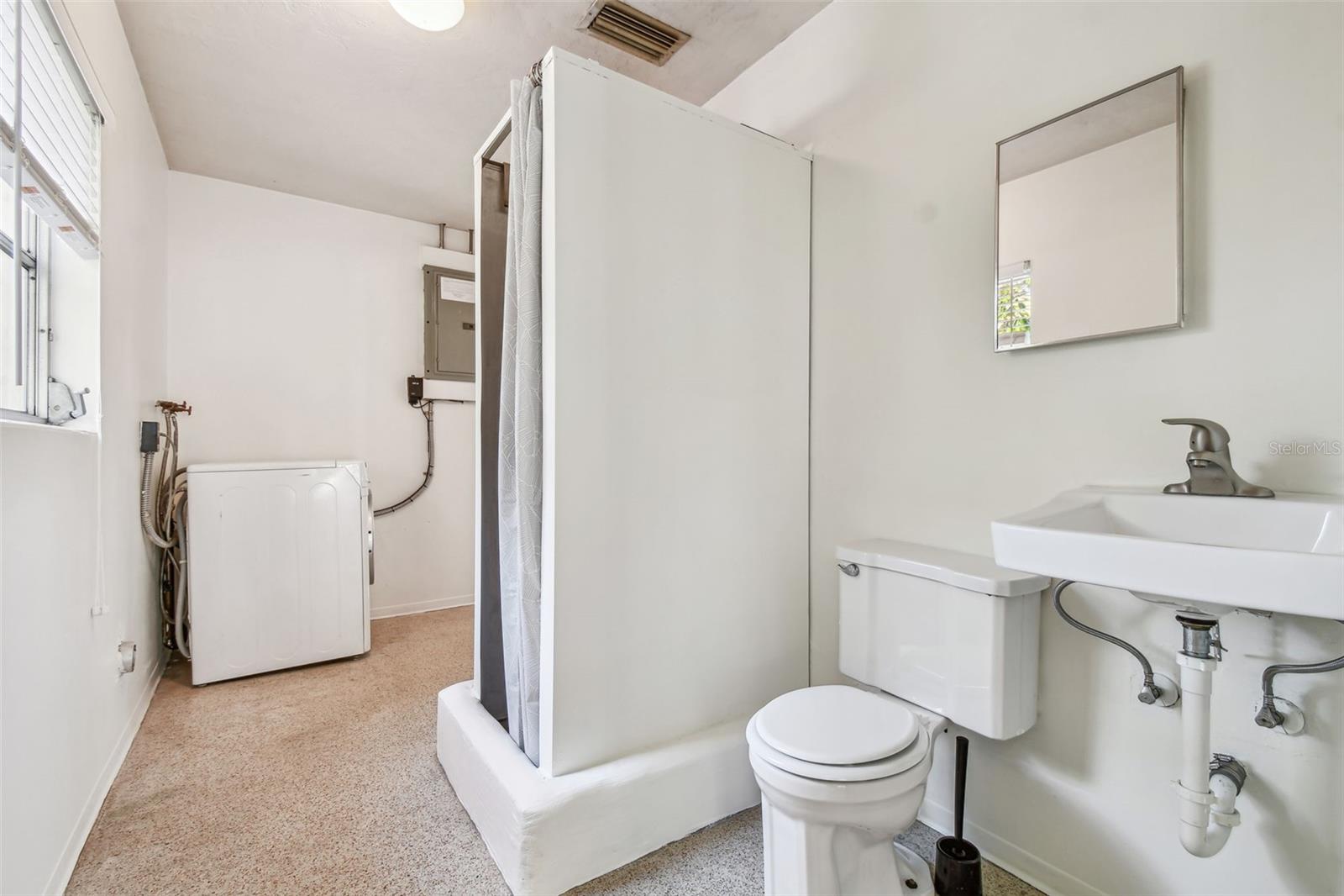 5620 MONTANA AVE, NEW PORT RICHEY, FL, 34652