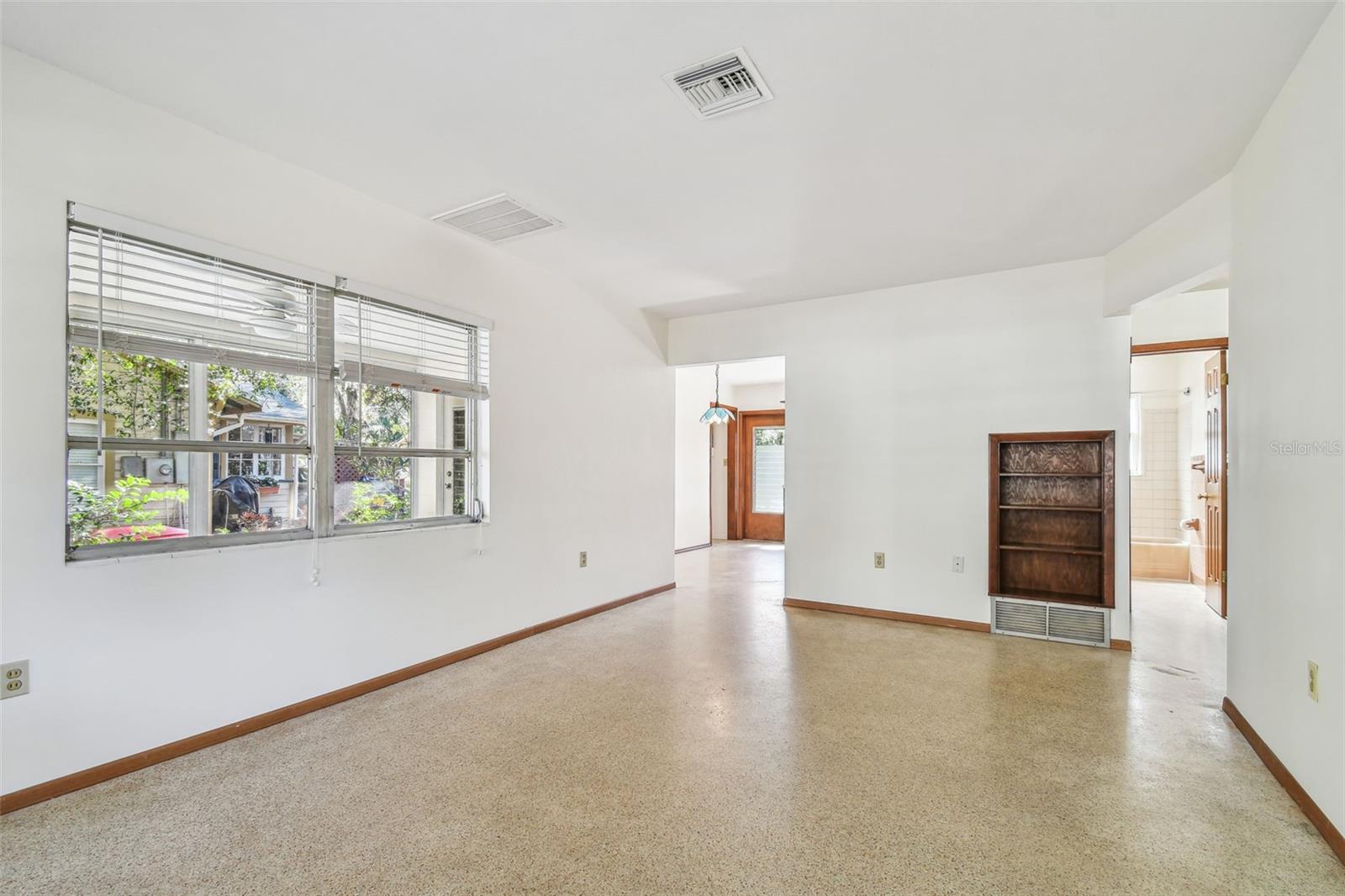 5620 MONTANA AVE, NEW PORT RICHEY, FL, 34652