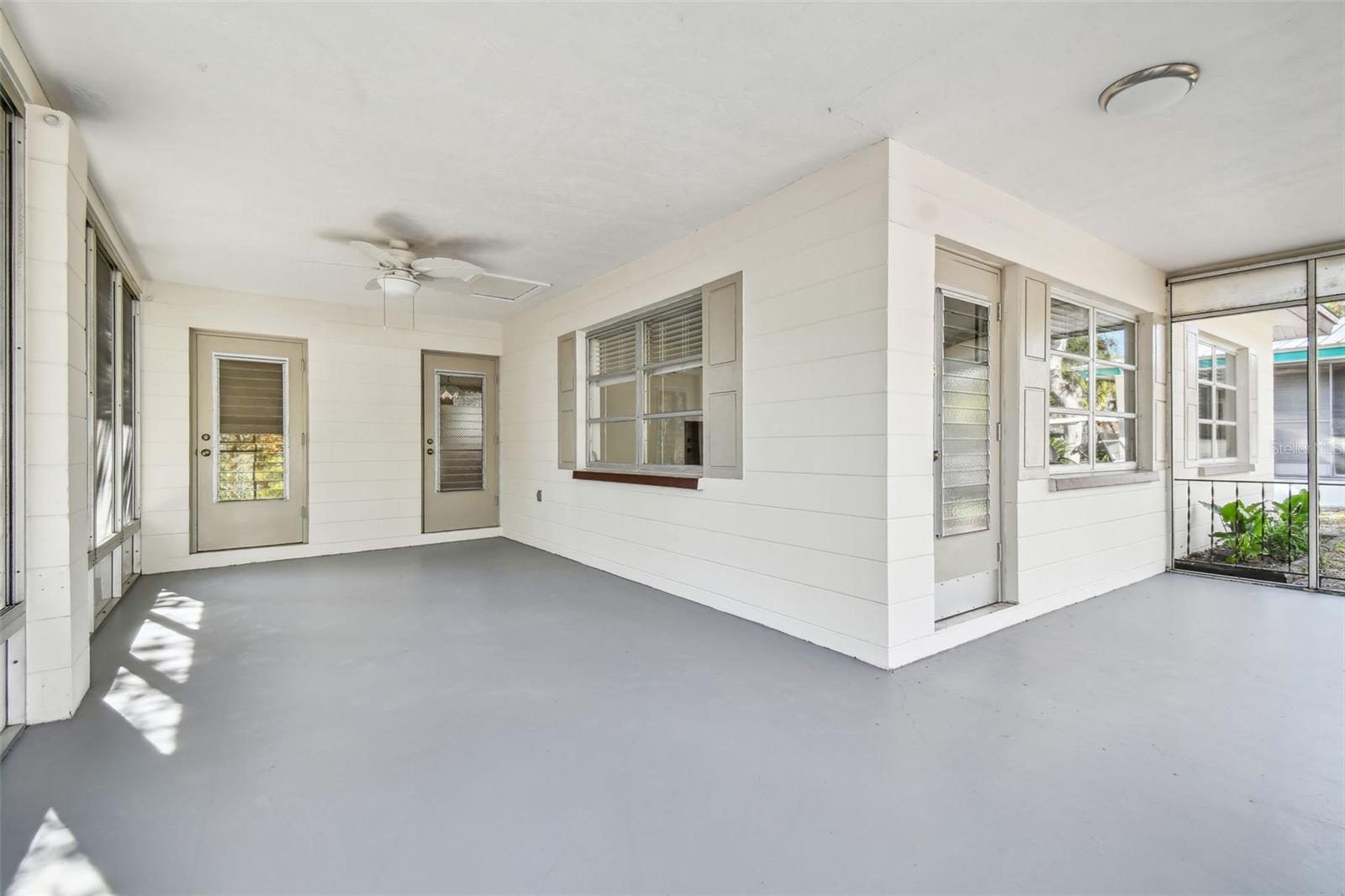 5620 MONTANA AVE, NEW PORT RICHEY, FL, 34652