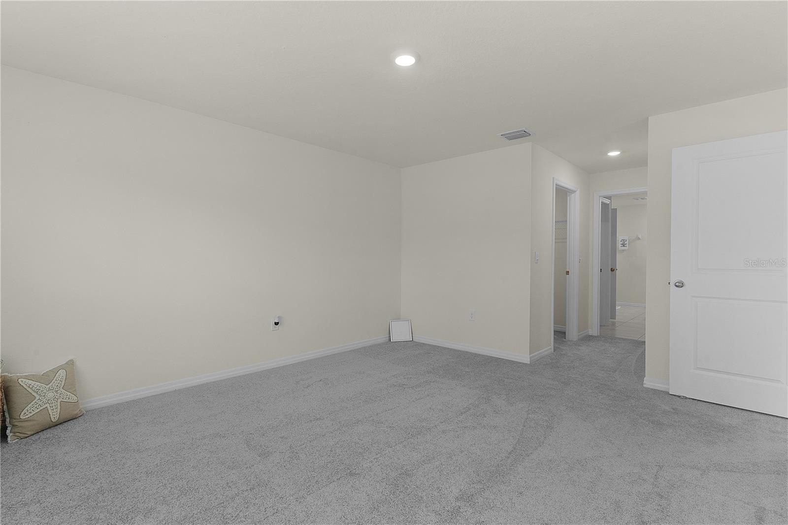 8661 TRIUMPH CIR, WILDWOOD, FL, 34785