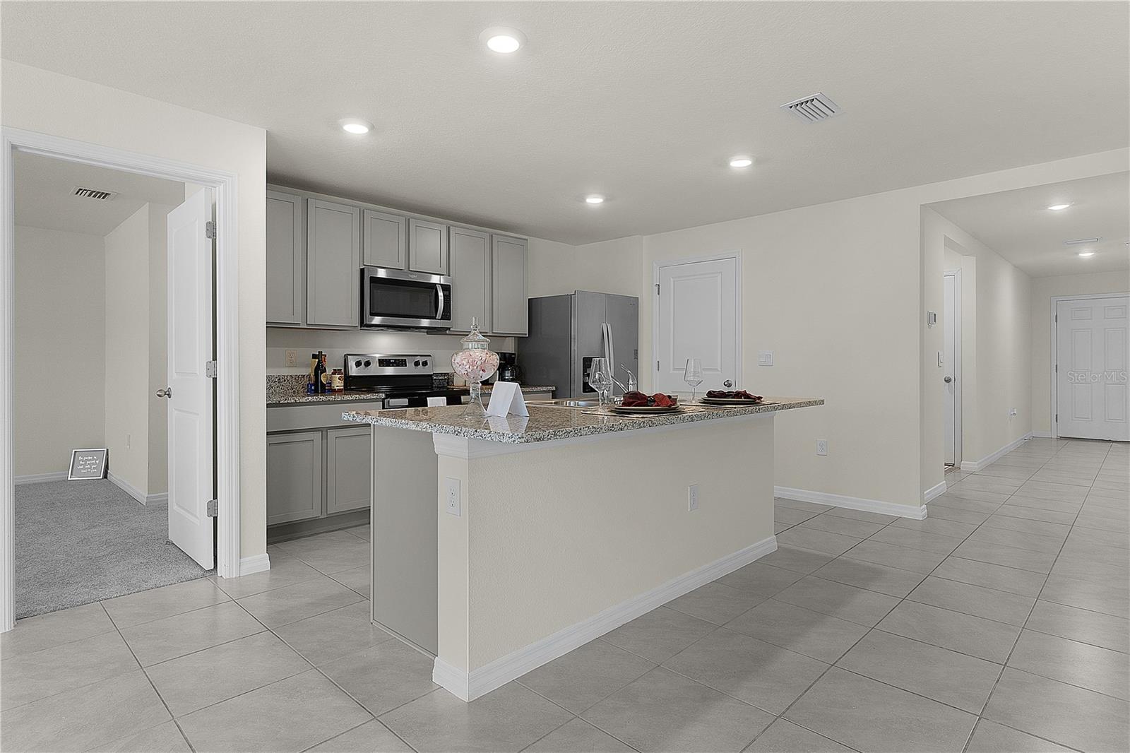 8661 TRIUMPH CIR, WILDWOOD, FL, 34785