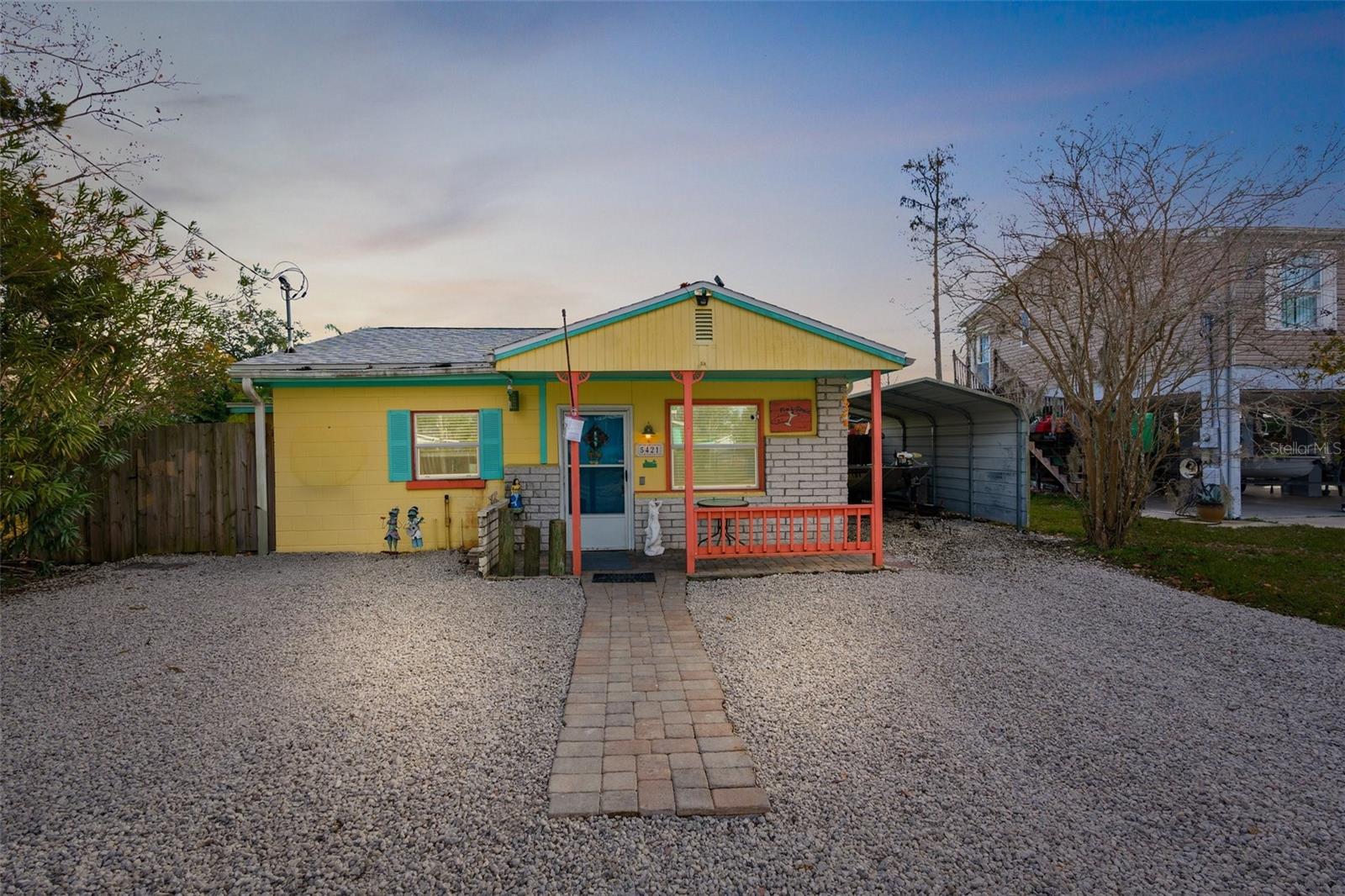 5421 CIRCLE DR, WEEKI WACHEE, FL, 34607