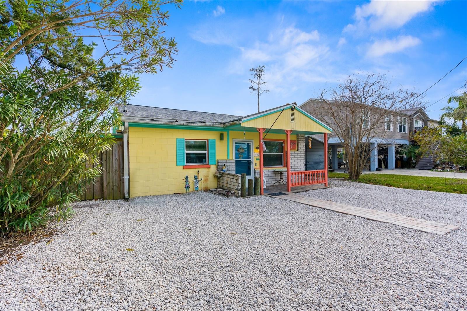 5421 CIRCLE DR, WEEKI WACHEE, FL, 34607