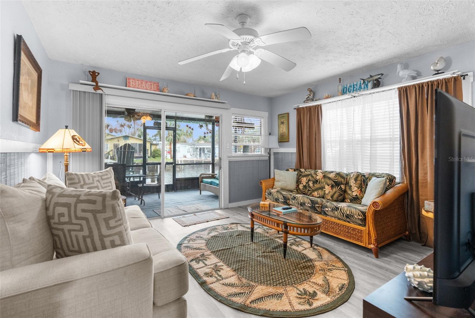5421 CIRCLE DR, WEEKI WACHEE, FL, 34607