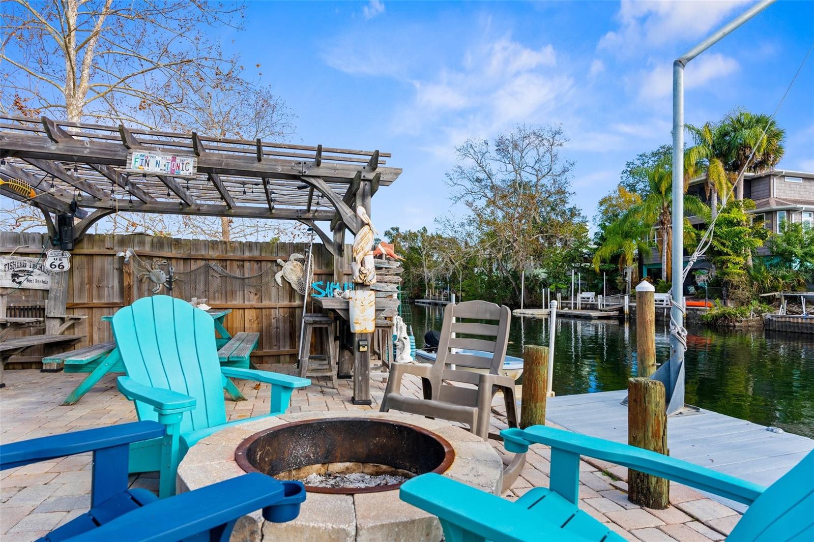 5421 CIRCLE DR, WEEKI WACHEE, FL, 34607