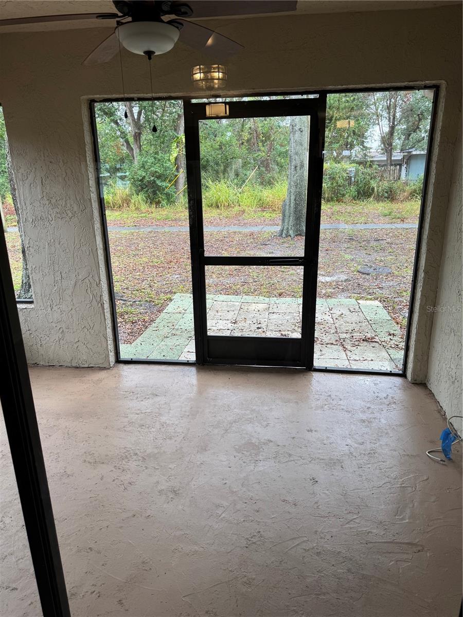 829 3RD AVE SW #2, LARGO, FL, 33770
