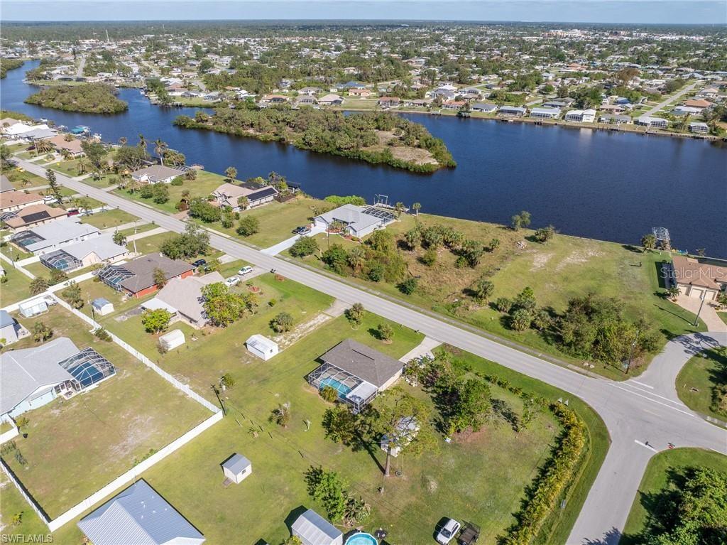 3255 LAKE VIEW BLVD, PORT CHARLOTTE, FL, 33948