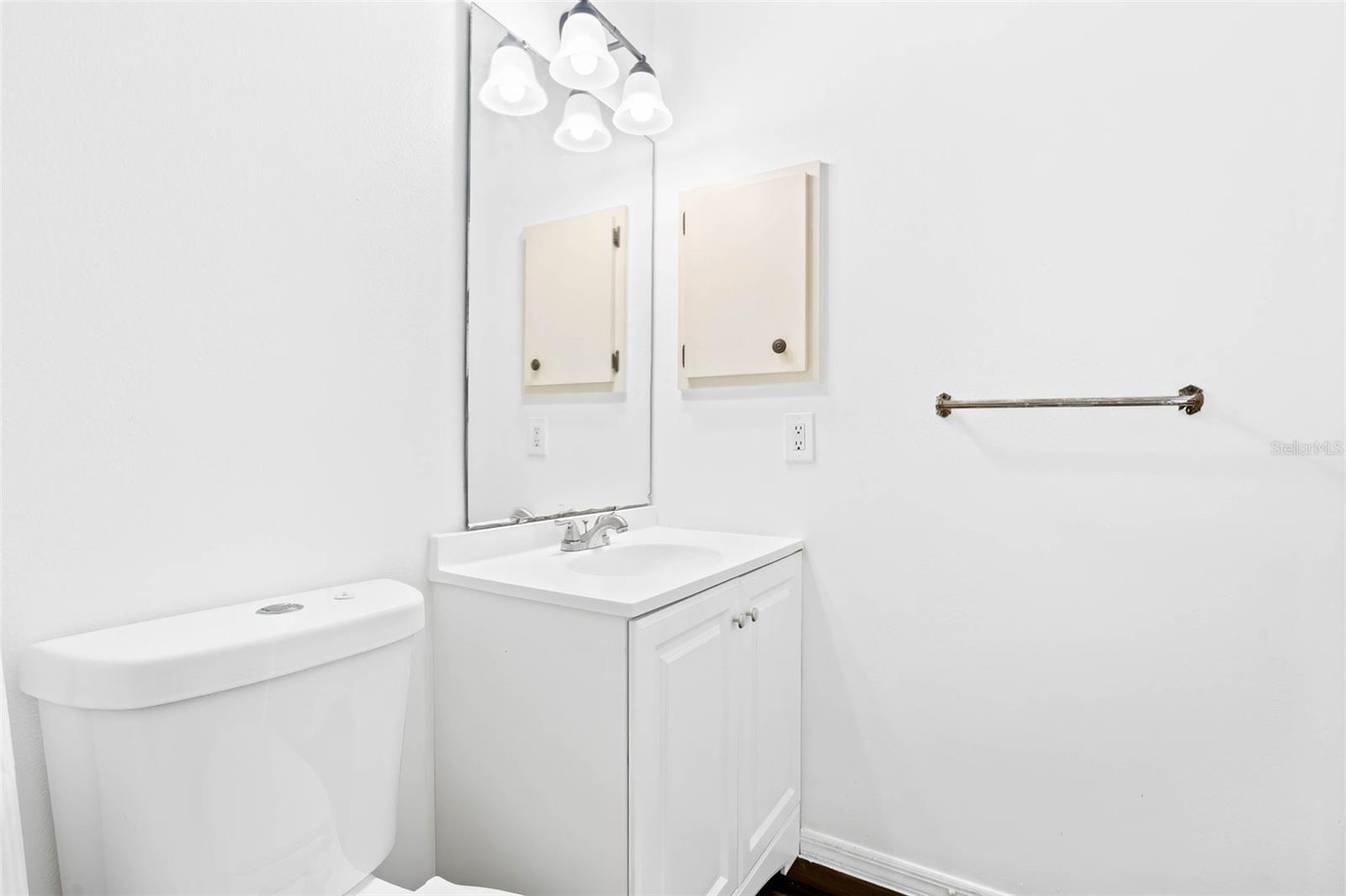 3255 LAKE VIEW BLVD, PORT CHARLOTTE, FL, 33948