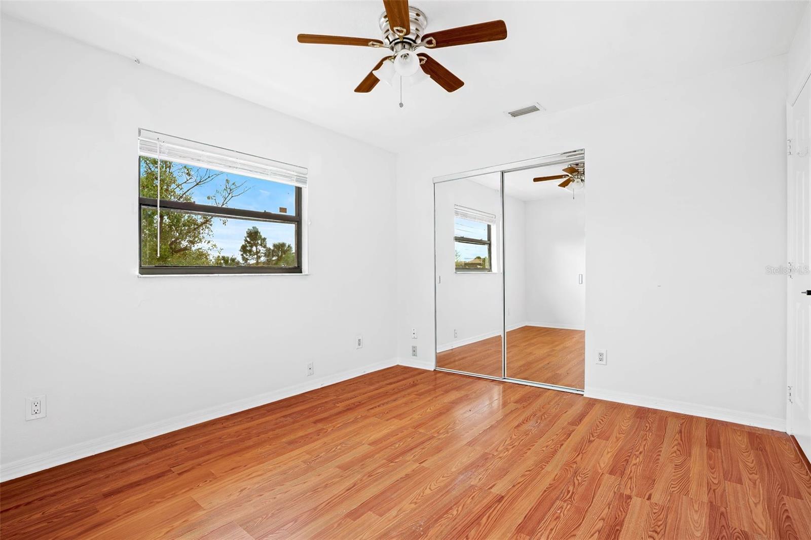 3255 LAKE VIEW BLVD, PORT CHARLOTTE, FL, 33948
