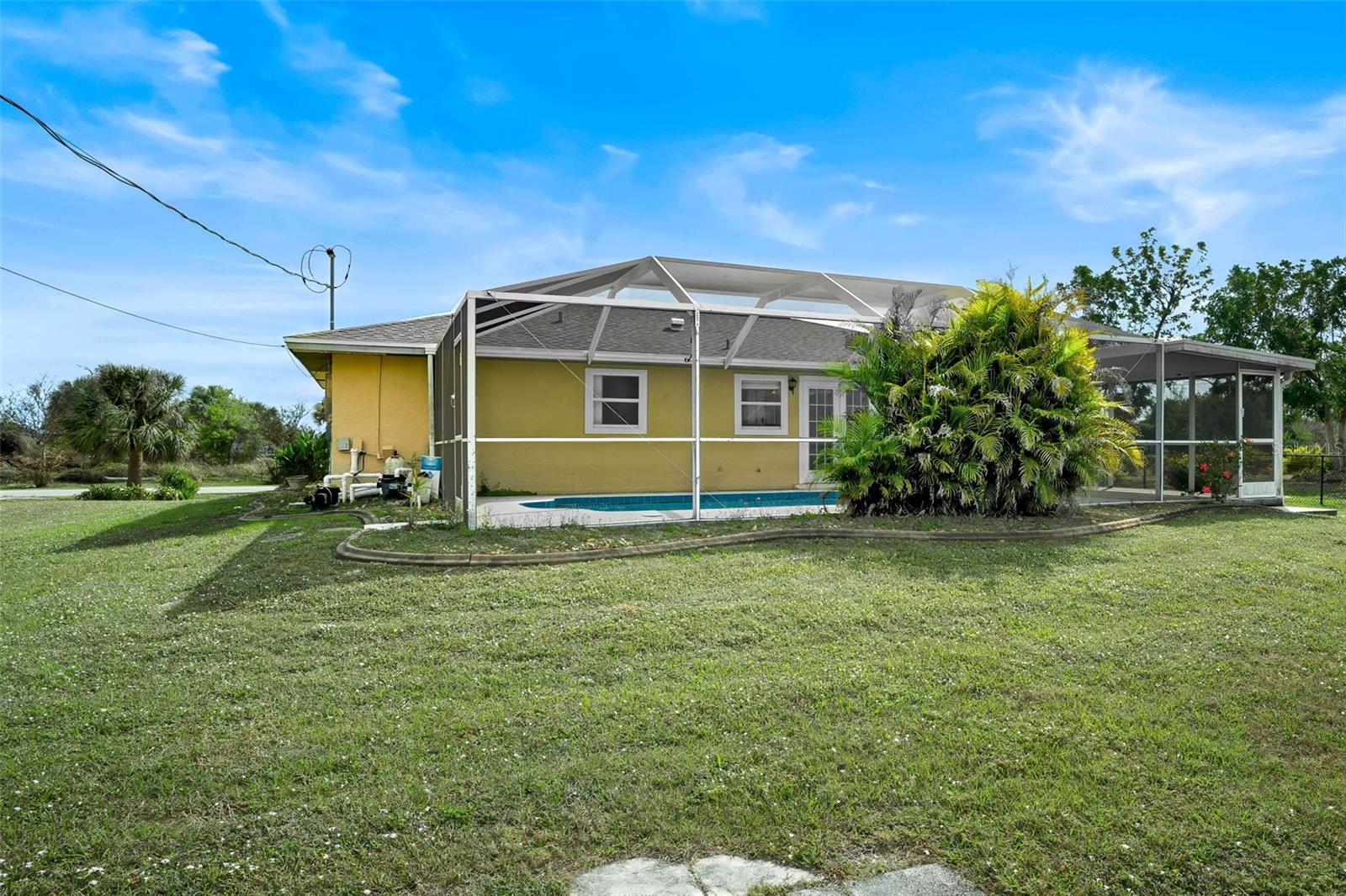 3255 LAKE VIEW BLVD, PORT CHARLOTTE, FL, 33948