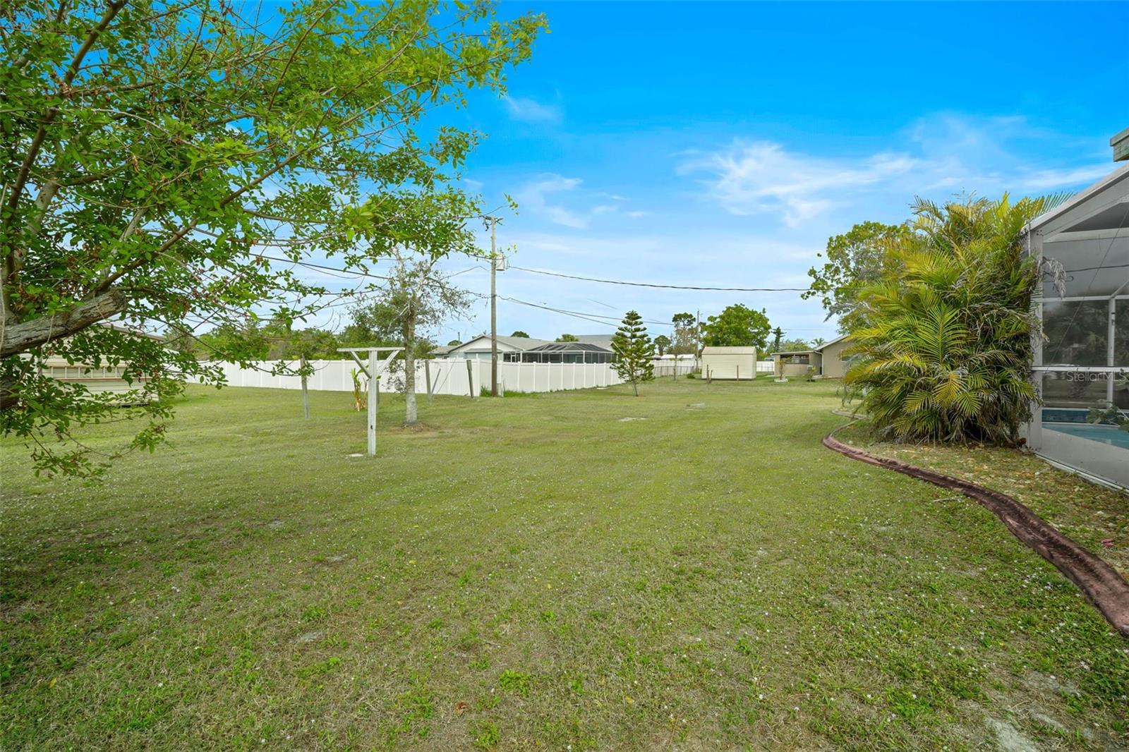 3255 LAKE VIEW BLVD, PORT CHARLOTTE, FL, 33948