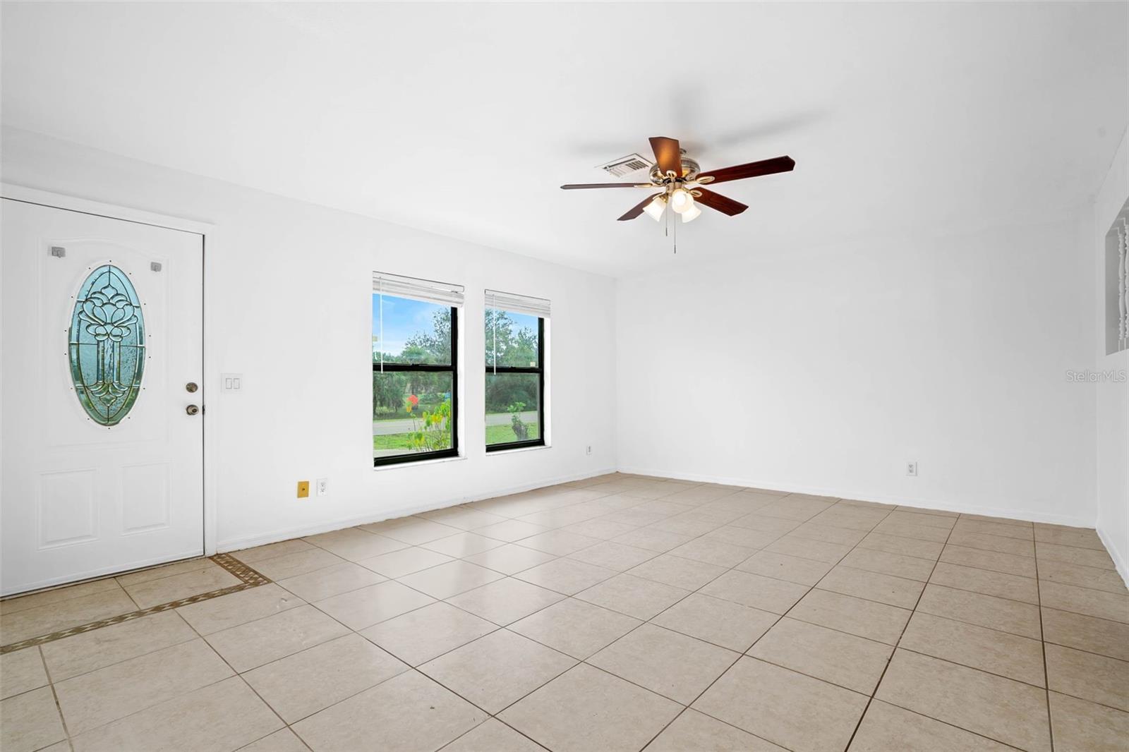 3255 LAKE VIEW BLVD, PORT CHARLOTTE, FL, 33948