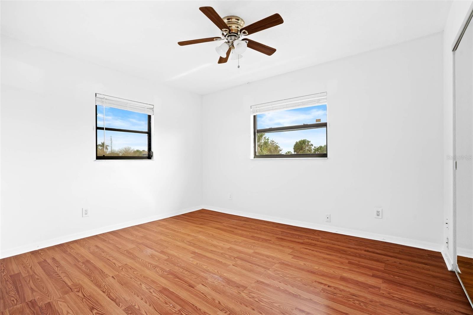 3255 LAKE VIEW BLVD, PORT CHARLOTTE, FL, 33948