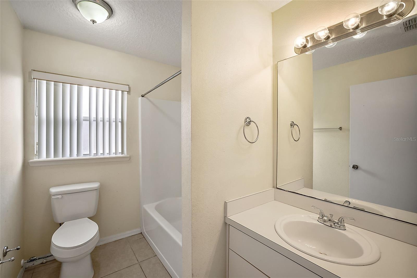 2613-2615 HOLLOW LN, LEESBURG, FL, 34748