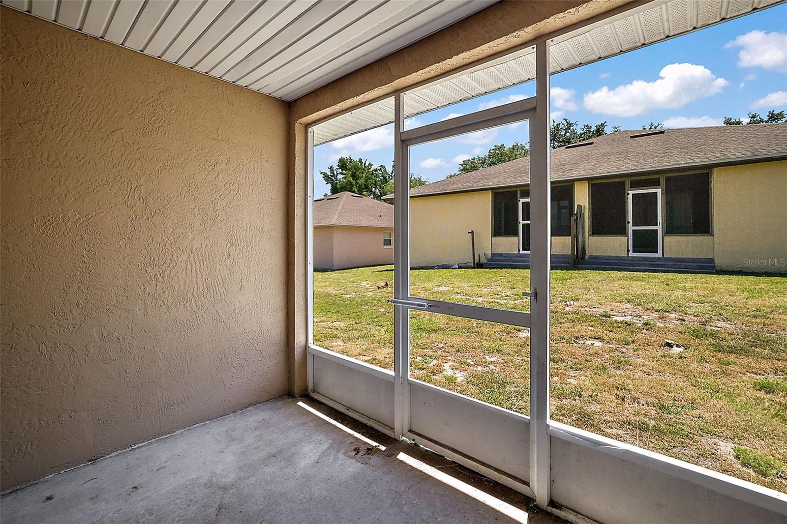 2613-2615 HOLLOW LN, LEESBURG, FL, 34748