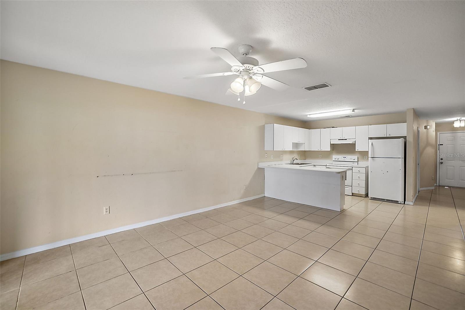 2613-2615 HOLLOW LN, LEESBURG, FL, 34748