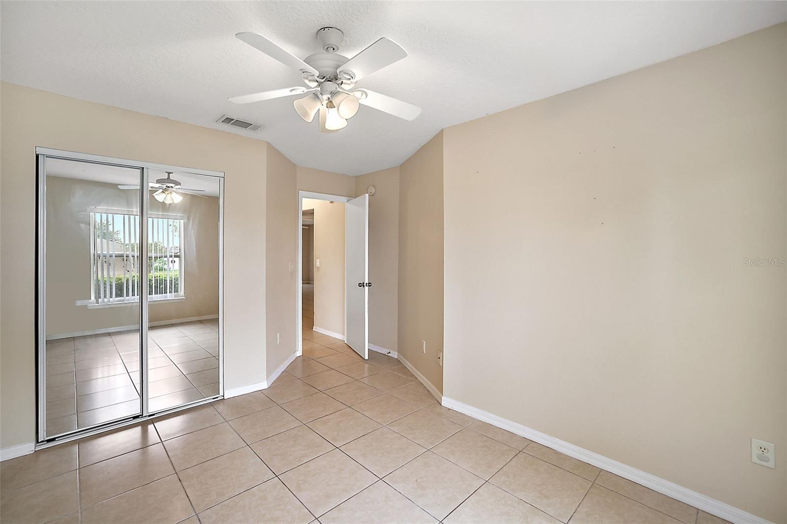 2613-2615 HOLLOW LN, LEESBURG, FL, 34748