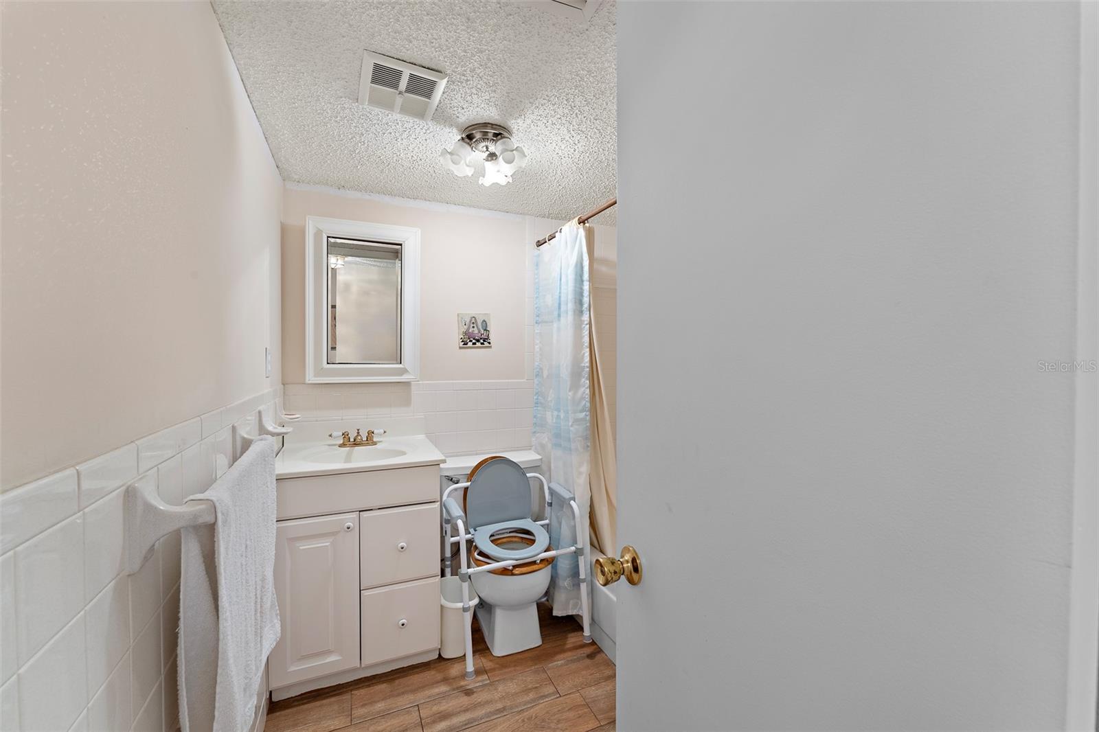4746 AZALEA DR #105C, NEW PORT RICHEY, FL, 34652