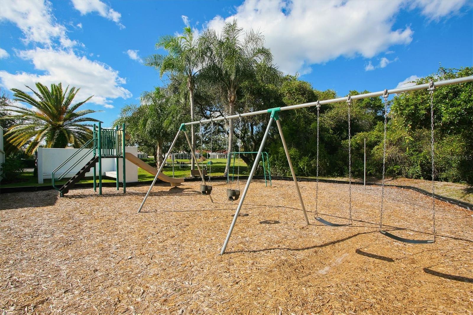 5857 CARRIAGE DR, SARASOTA, FL, 34243
