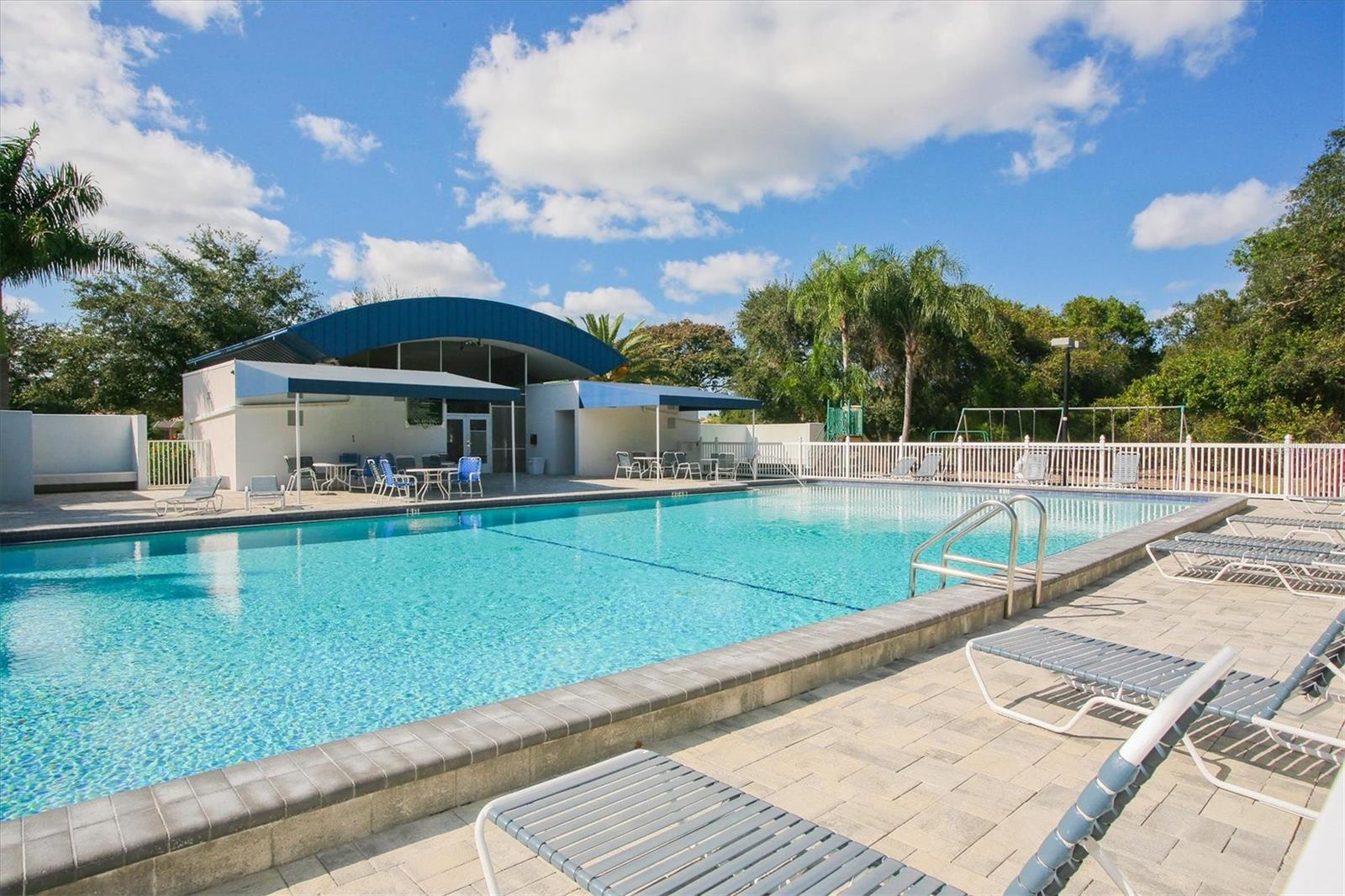 5857 CARRIAGE DR, SARASOTA, FL, 34243