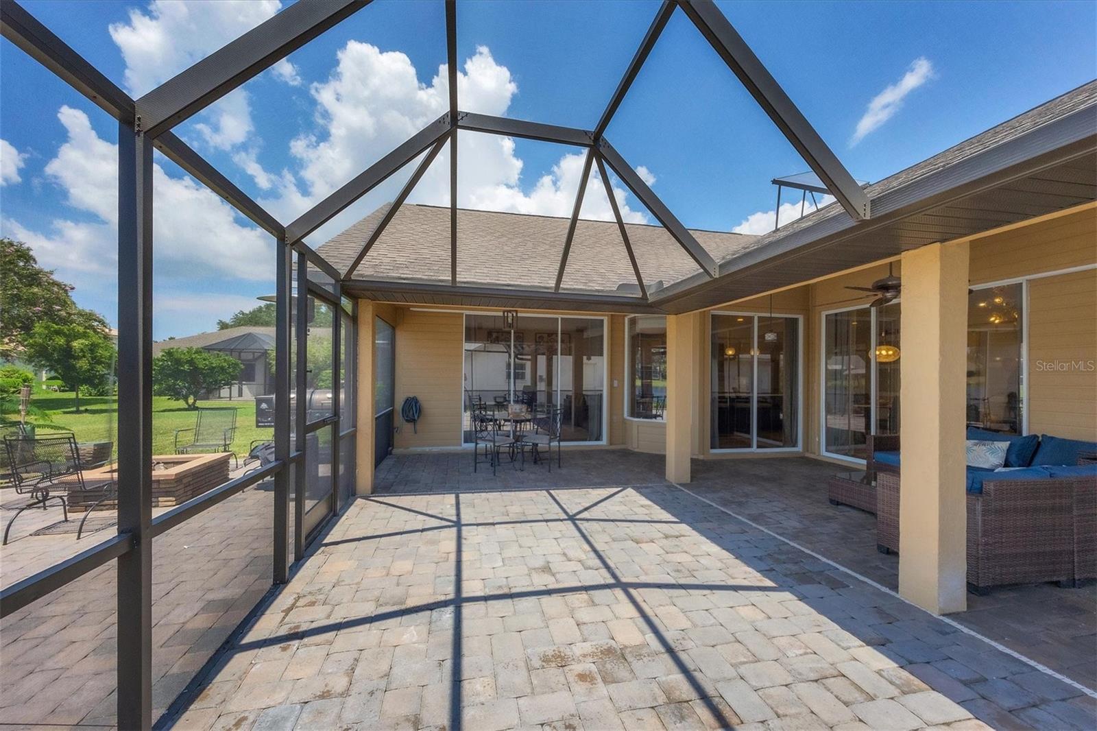 5857 CARRIAGE DR, SARASOTA, FL, 34243