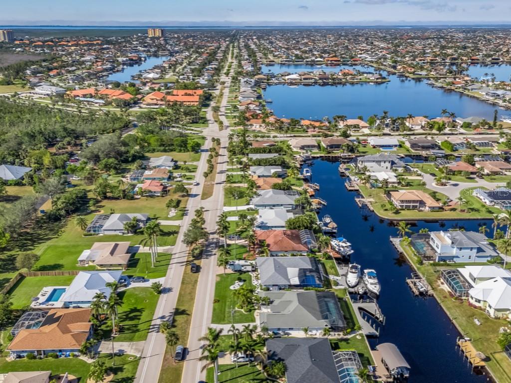 233 EL DORADO PKWY W, CAPE CORAL, FL, 33914