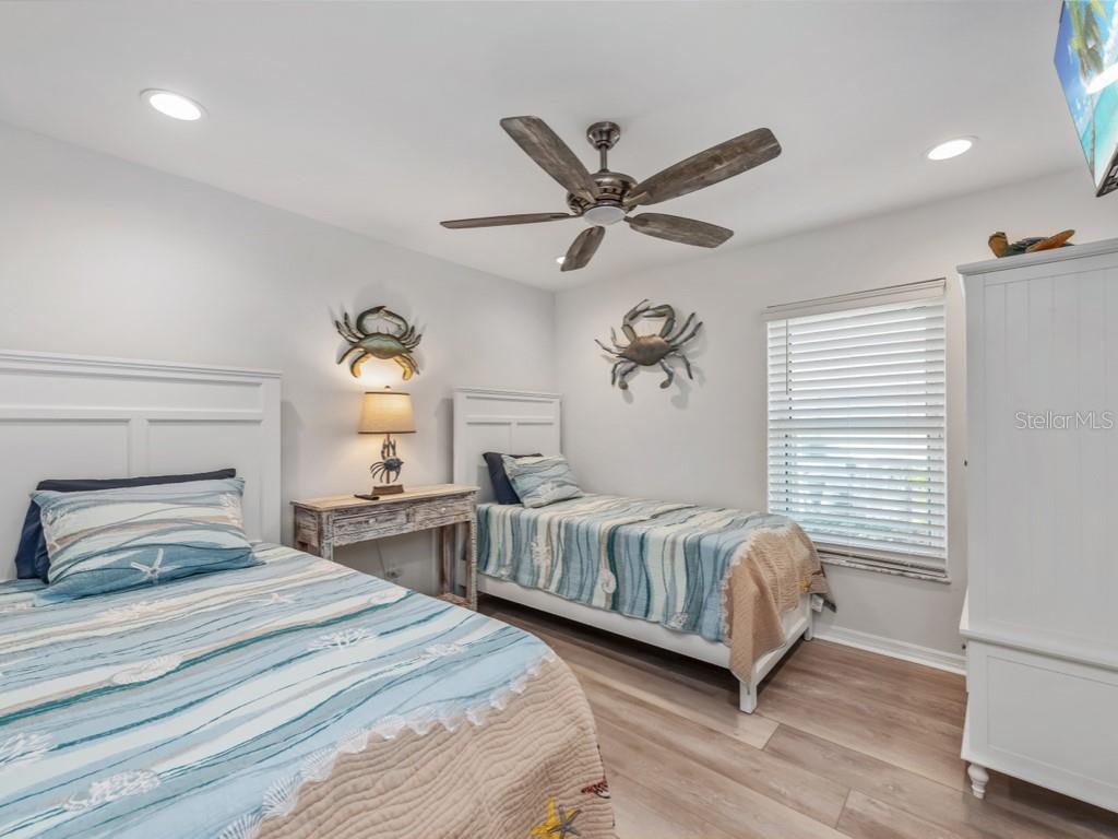 233 EL DORADO PKWY W, CAPE CORAL, FL, 33914