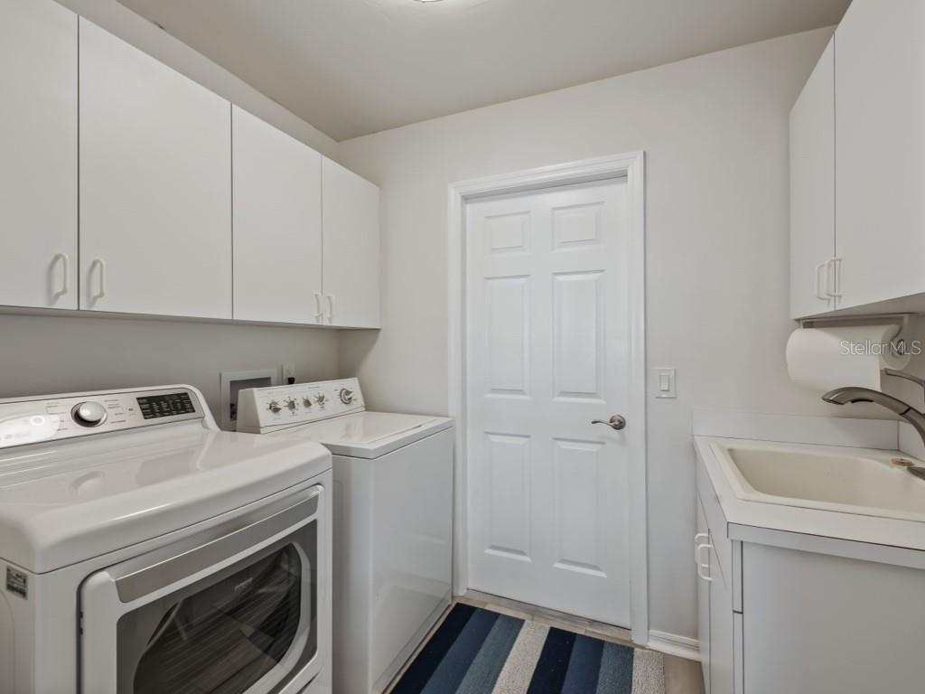233 EL DORADO PKWY W, CAPE CORAL, FL, 33914