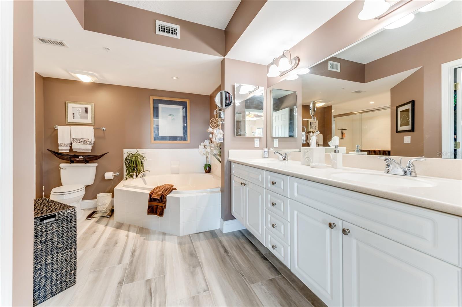 4650 LINKS VILLAGE DR #D703, PONCE INLET, FL, 32127