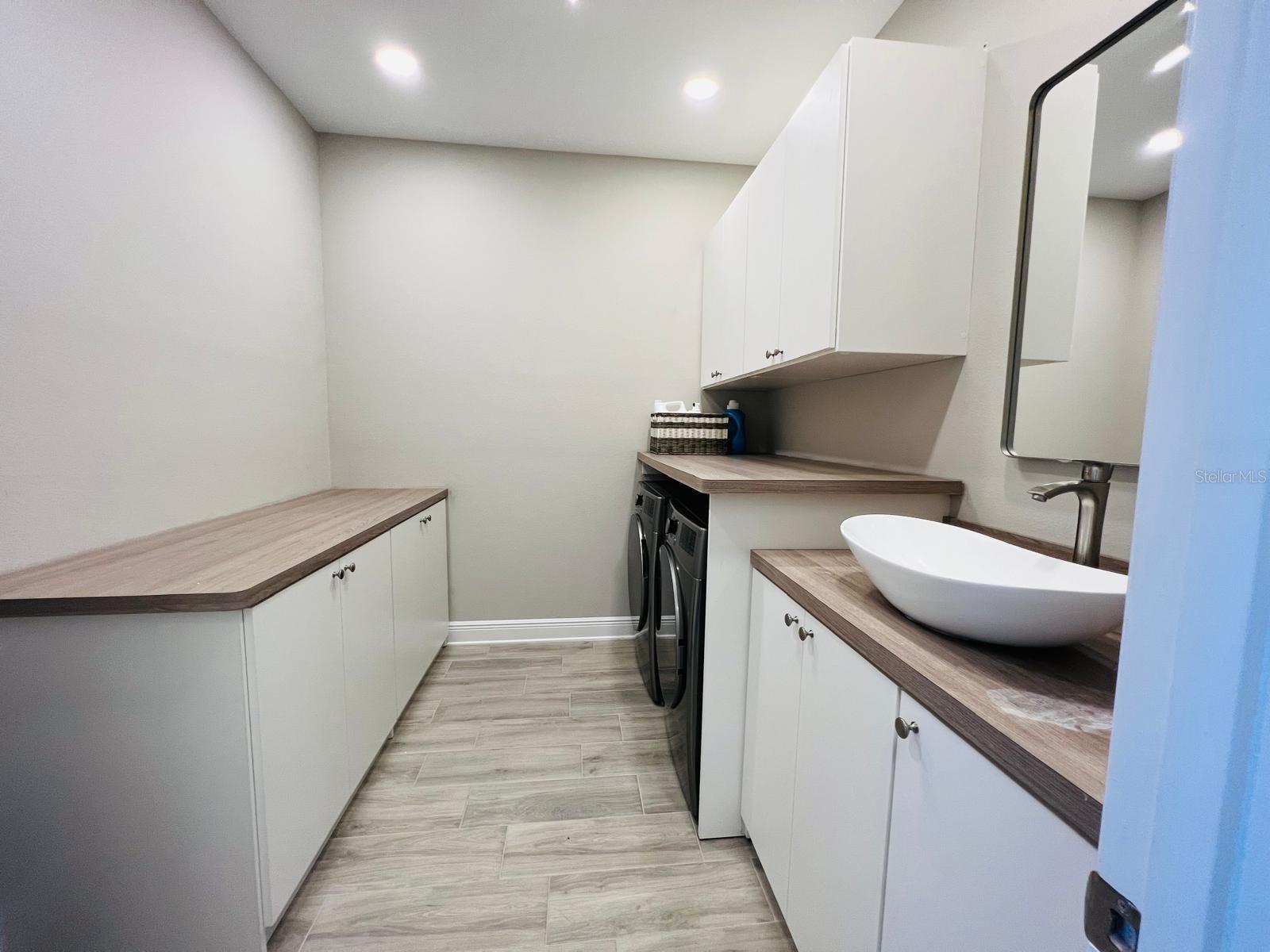 5880 NEWBERRY PINES AVE, WESLEY CHAPEL, FL, 33545