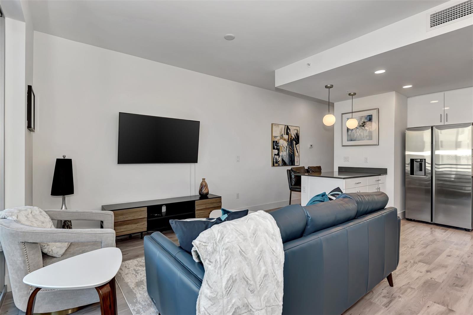 1703 N TAMIAMI TRL #307, SARASOTA, FL, 34234