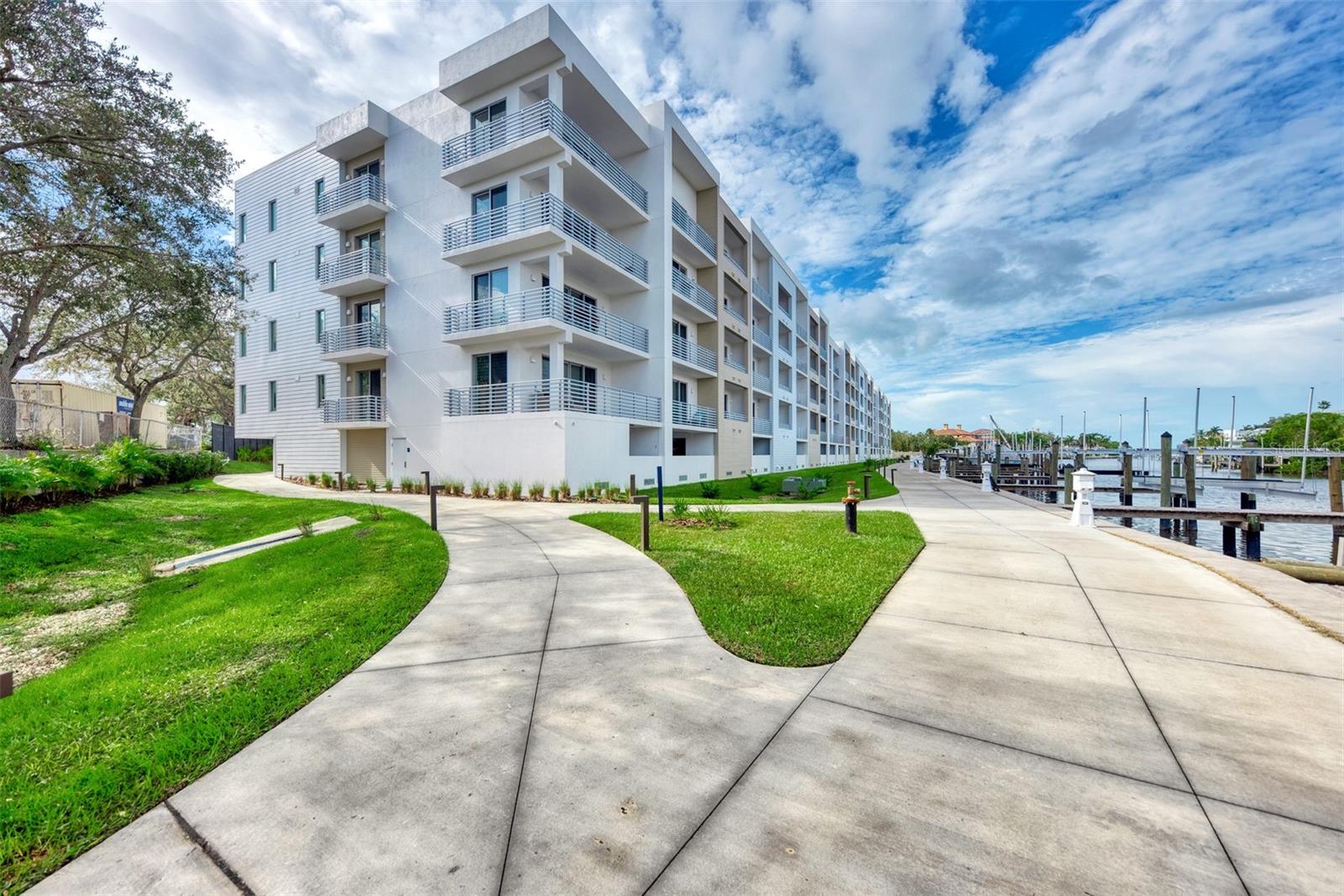 1703 N TAMIAMI TRL #307, SARASOTA, FL, 34234
