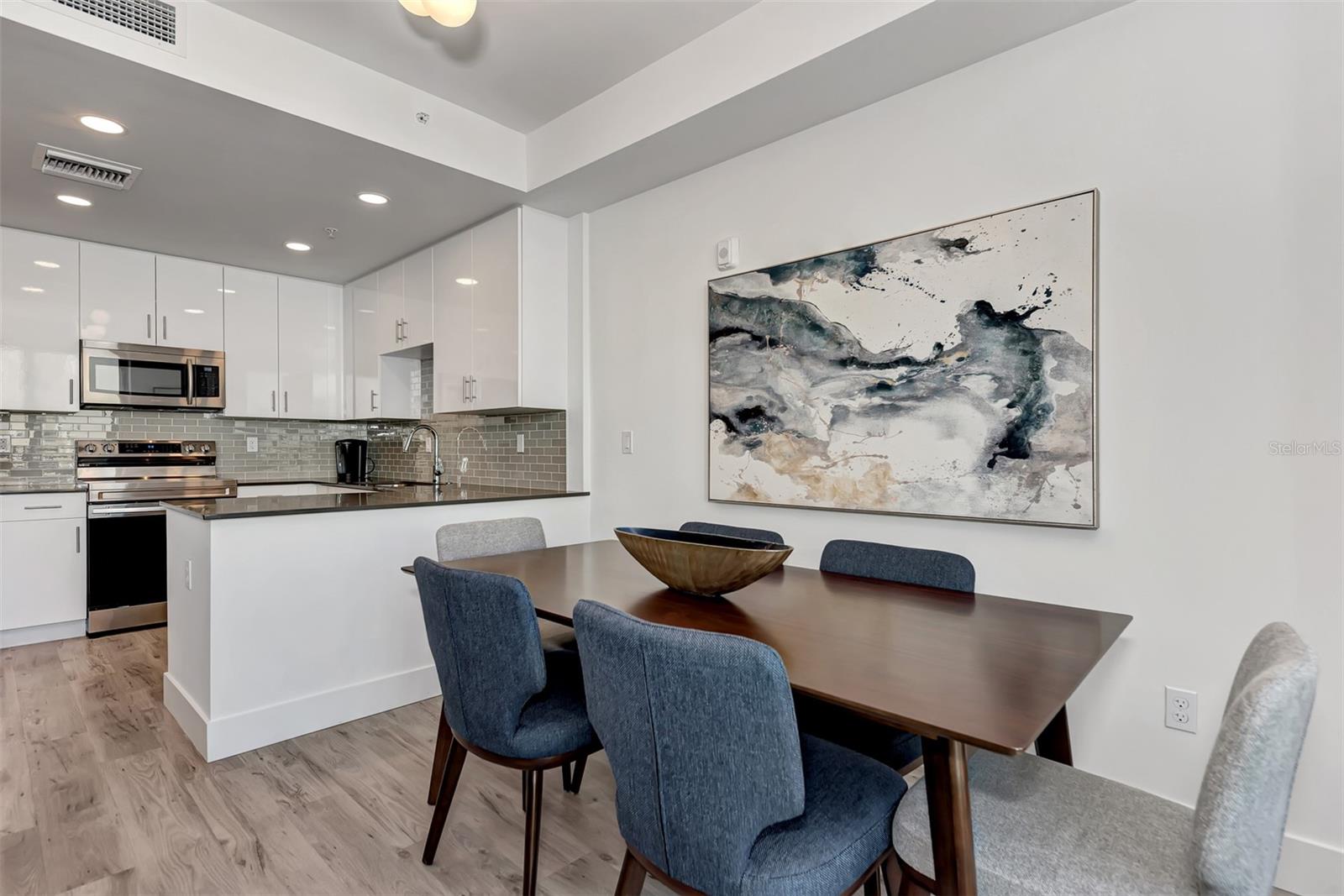 1703 N TAMIAMI TRL #307, SARASOTA, FL, 34234