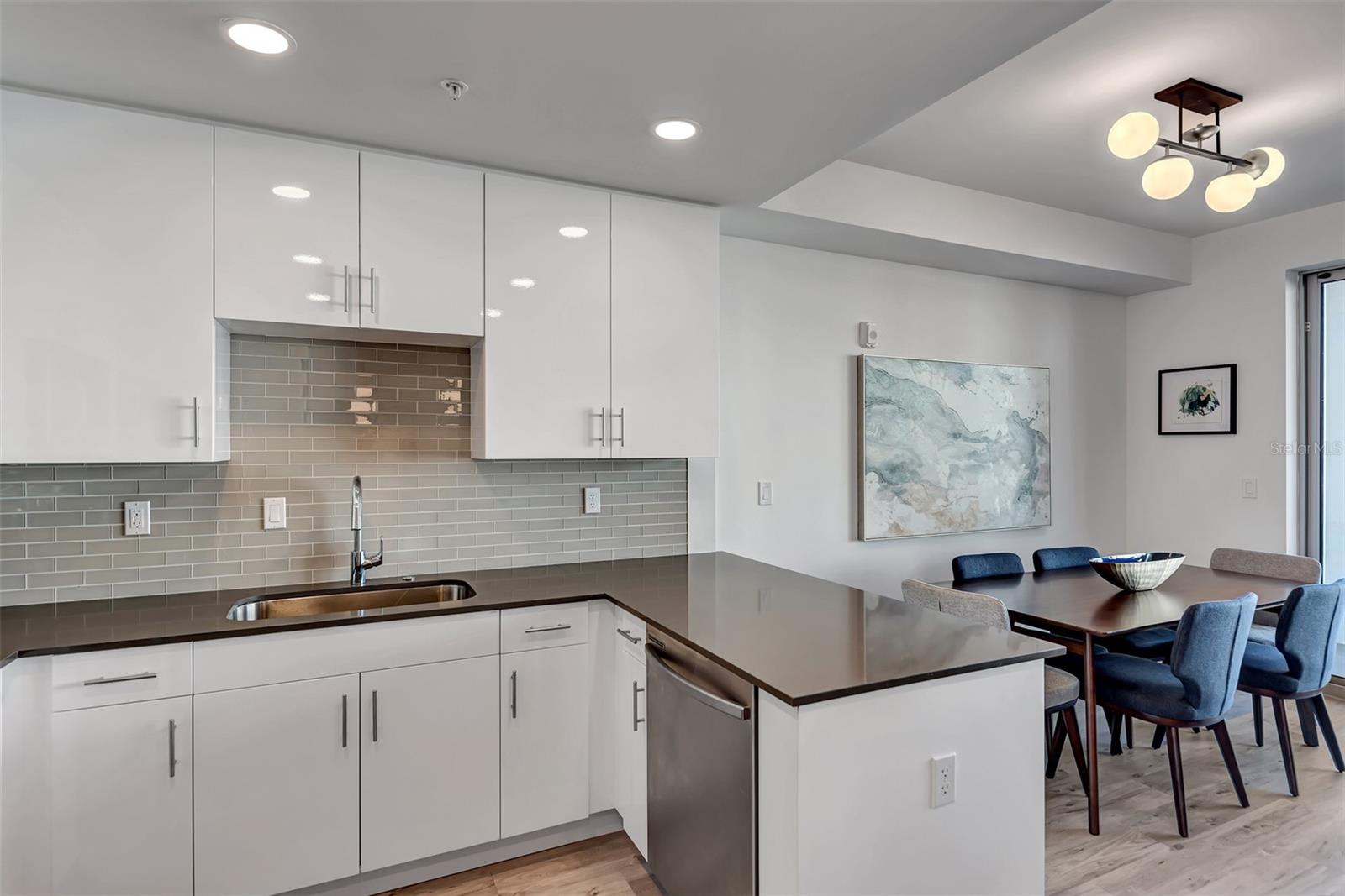1703 N TAMIAMI TRL #307, SARASOTA, FL, 34234