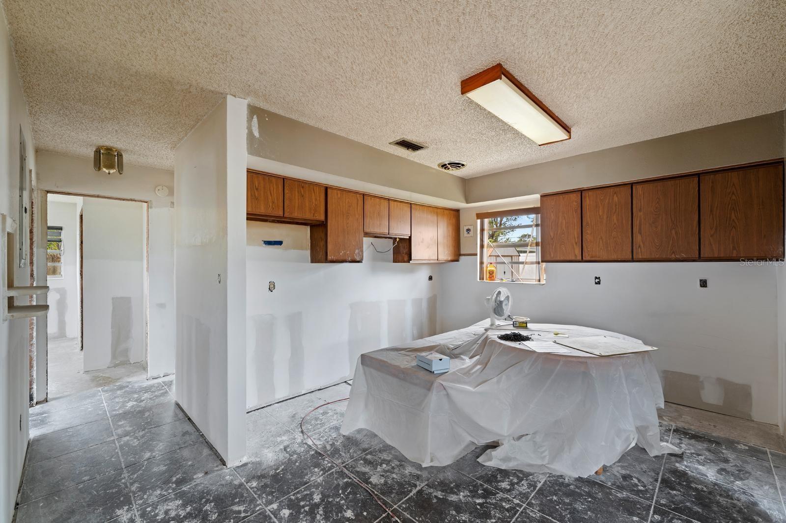 314 COUNTRY CLUB DR, OLDSMAR, FL, 34677
