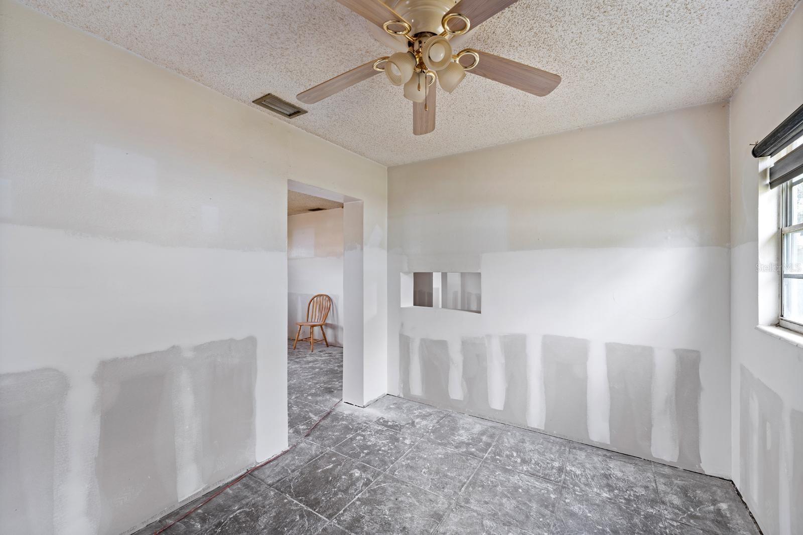 314 COUNTRY CLUB DR, OLDSMAR, FL, 34677