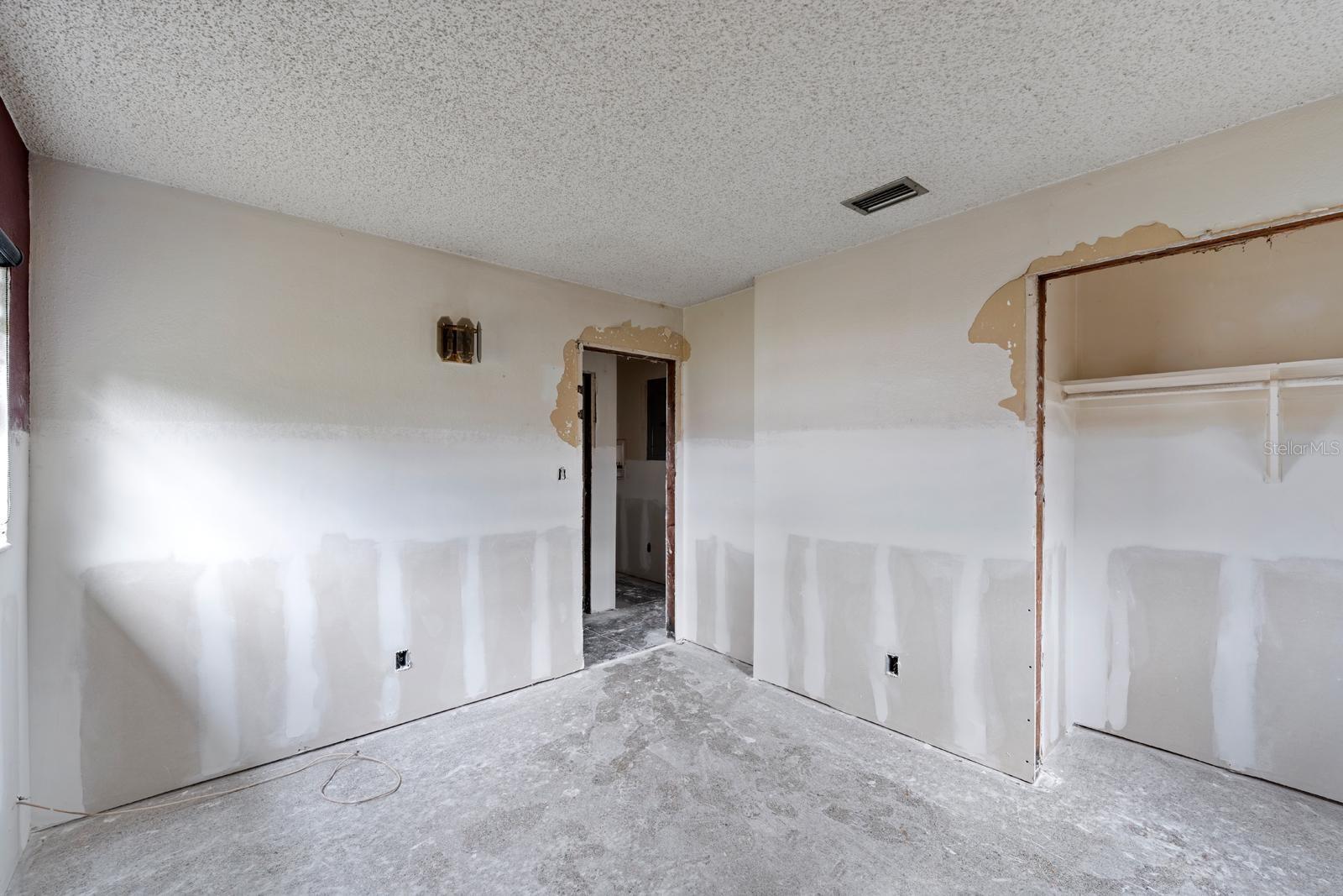 314 COUNTRY CLUB DR, OLDSMAR, FL, 34677