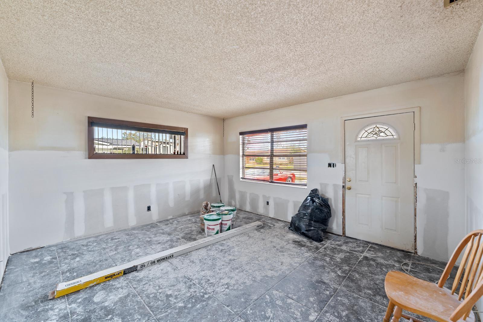 314 COUNTRY CLUB DR, OLDSMAR, FL, 34677