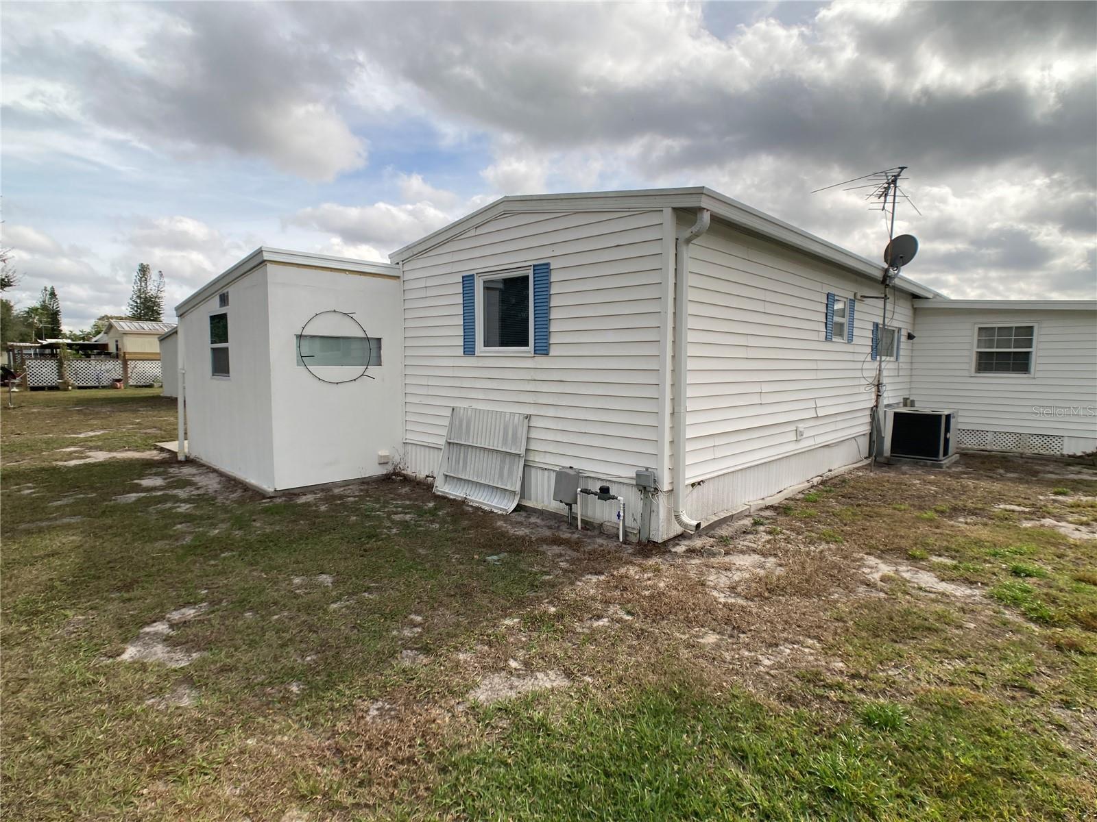 1710 7TH ST SW #83, RUSKIN, FL, 33570