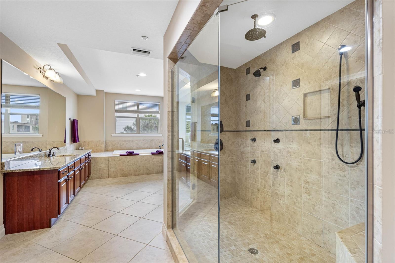 19734 GULF BLVD #202, INDIAN SHORES, FL, 33785