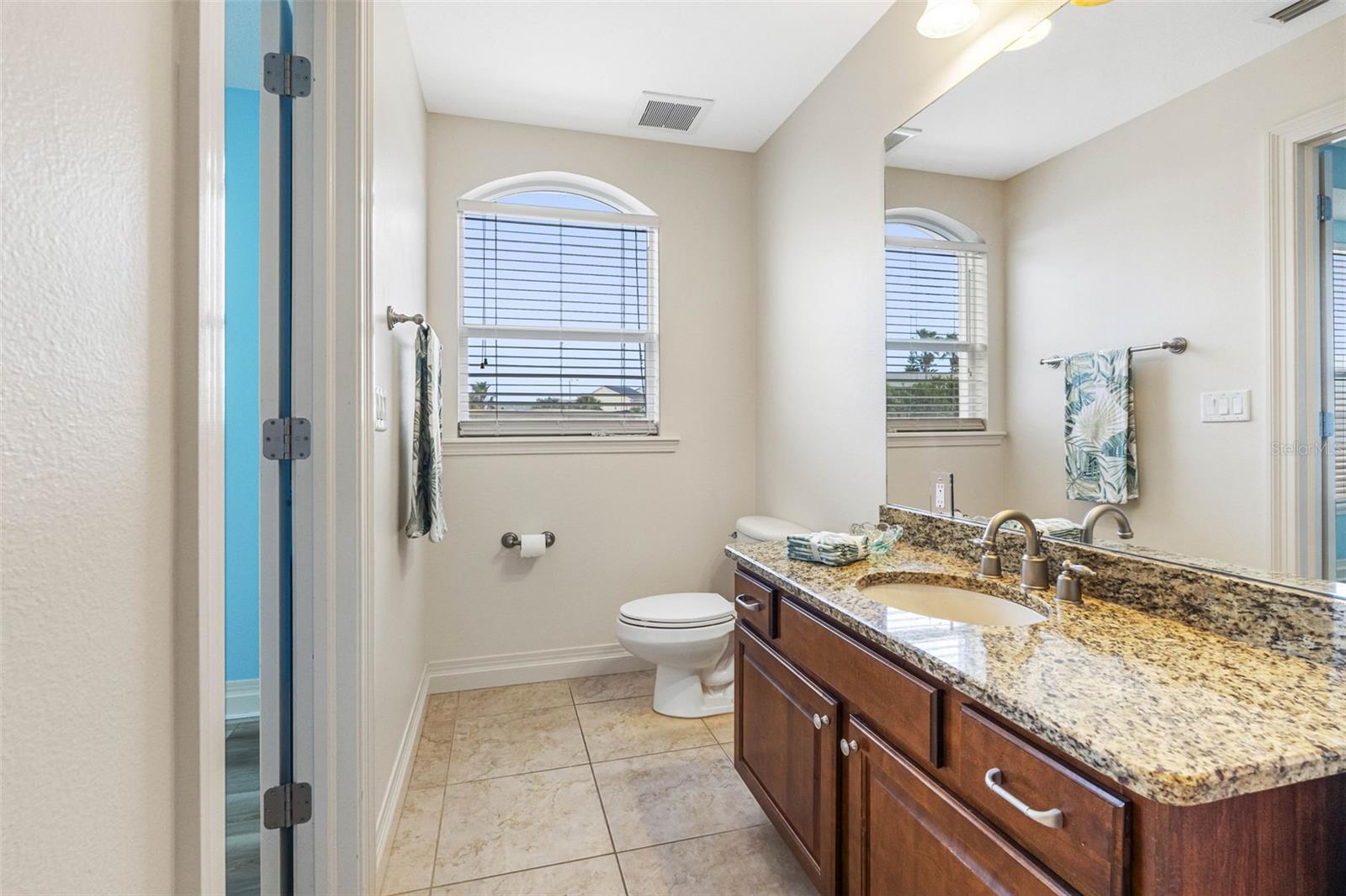 19734 GULF BLVD #202, INDIAN SHORES, FL, 33785