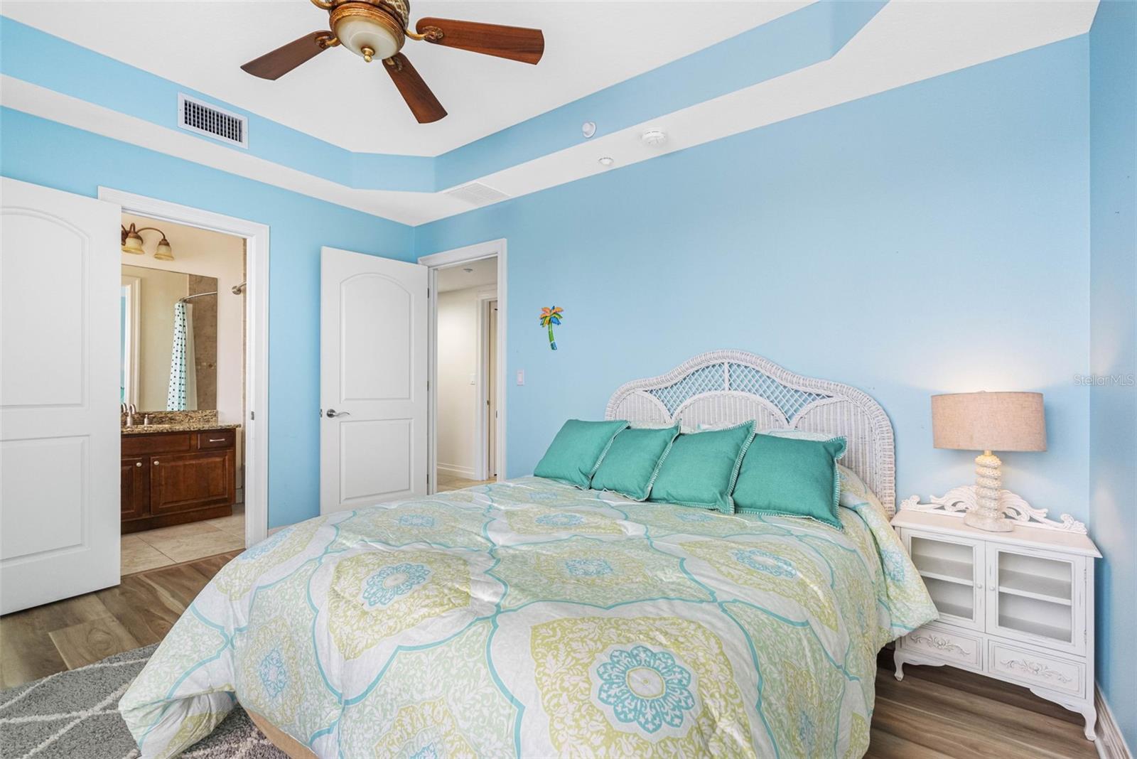 19734 GULF BLVD #202, INDIAN SHORES, FL, 33785