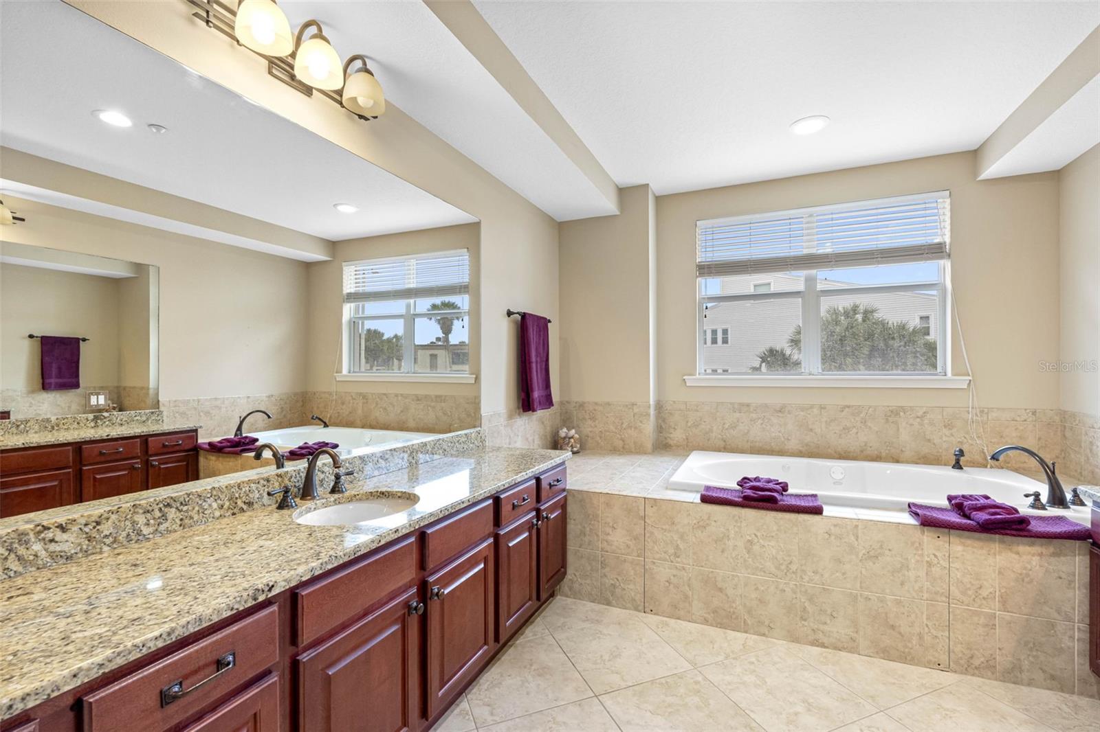 19734 GULF BLVD #202, INDIAN SHORES, FL, 33785