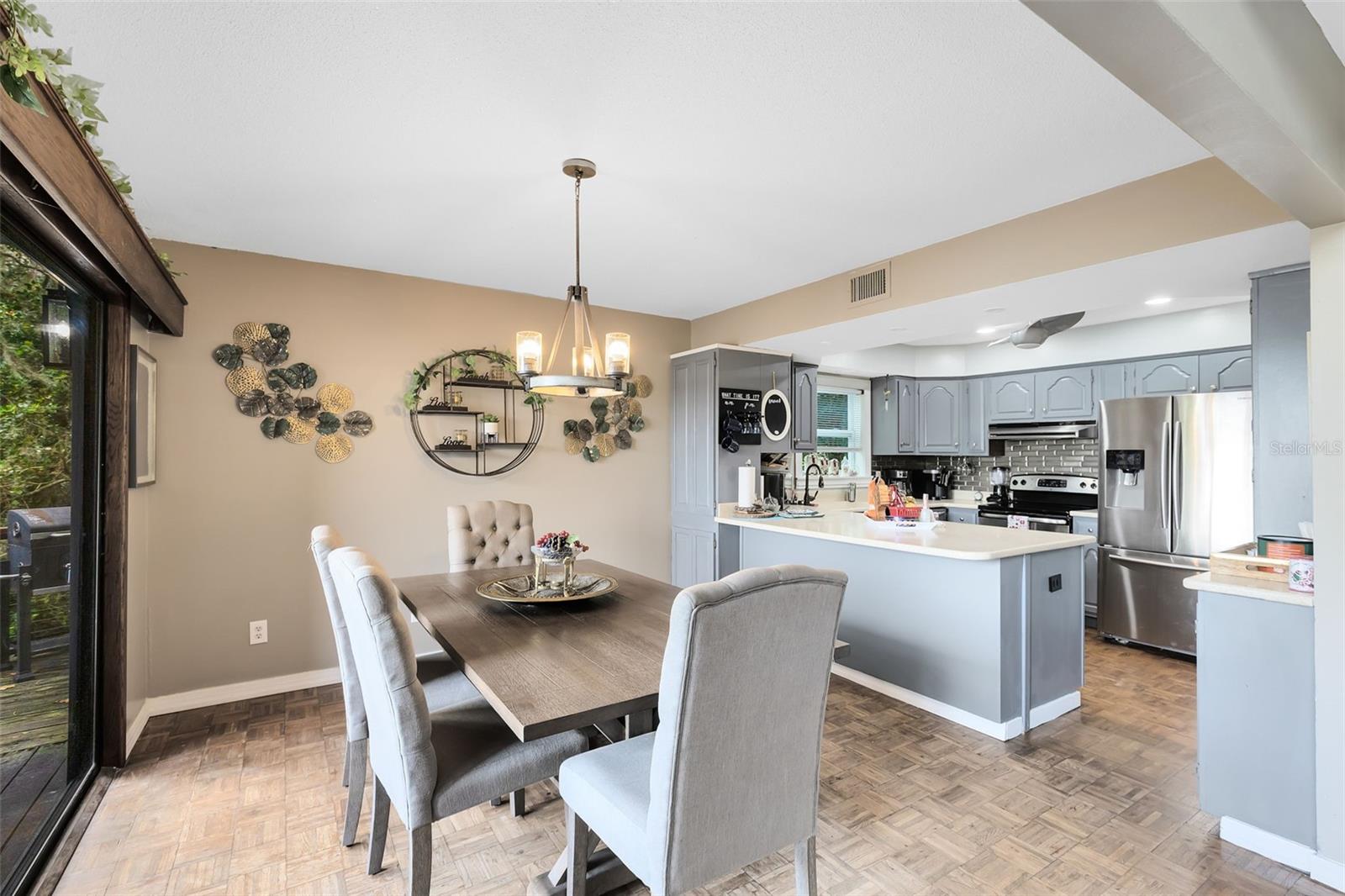 41235 SILVER DR, UMATILLA, FL, 32784