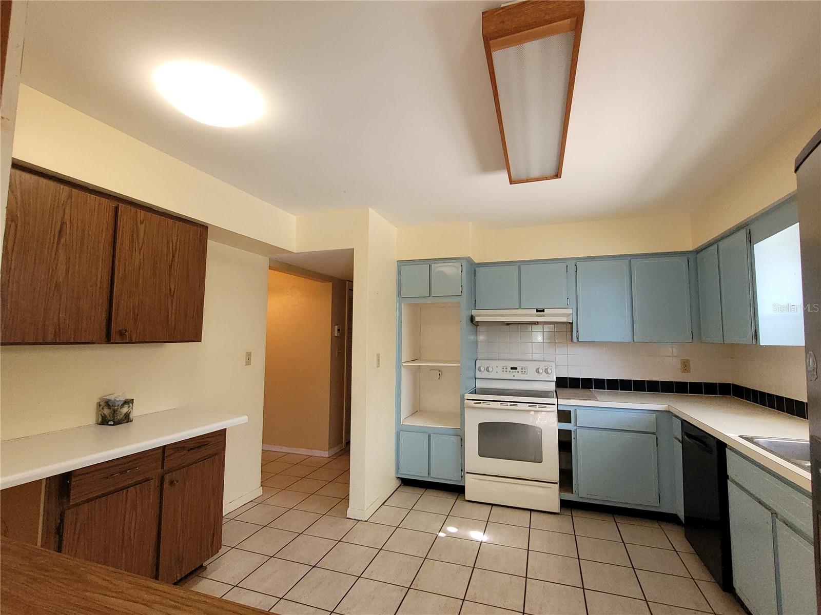 JUNGLE SHORES 2, ST PETERSBURG, FL, 33710