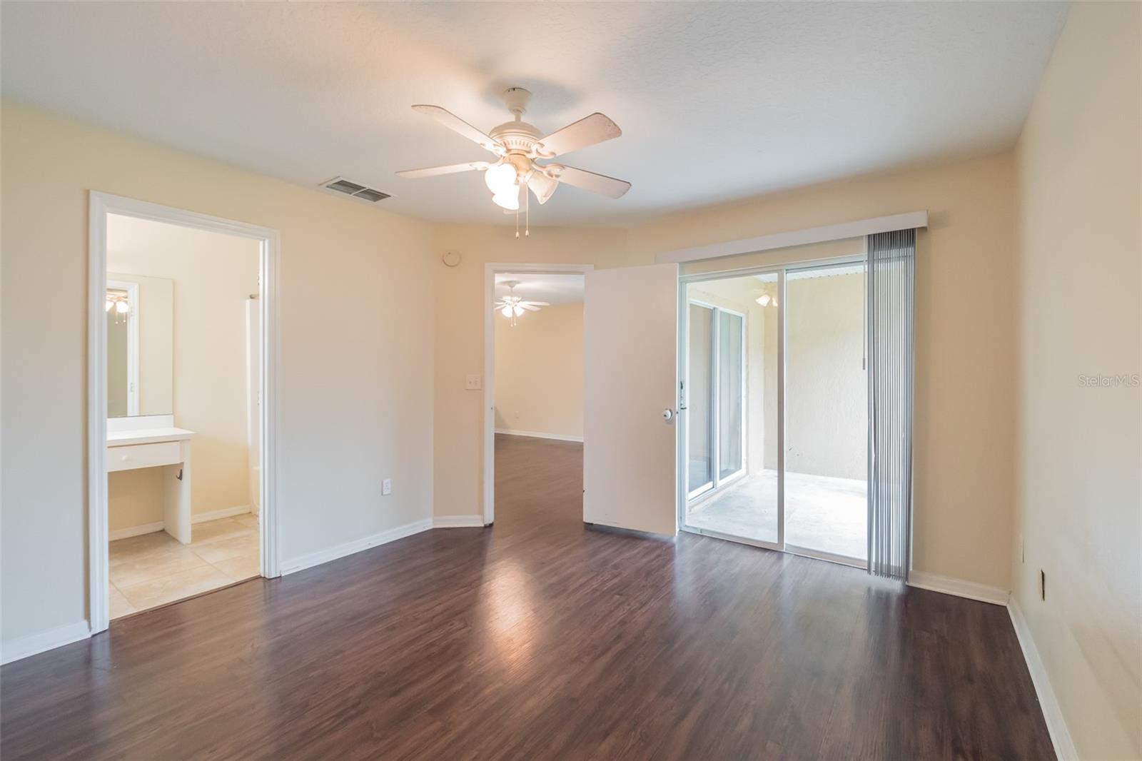 2617-2619 HOLLOW LN, LEESBURG, FL, 34748