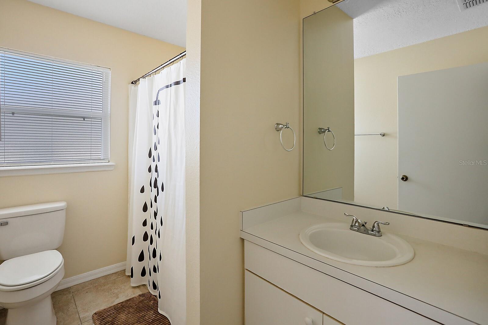 2617-2619 HOLLOW LN, LEESBURG, FL, 34748